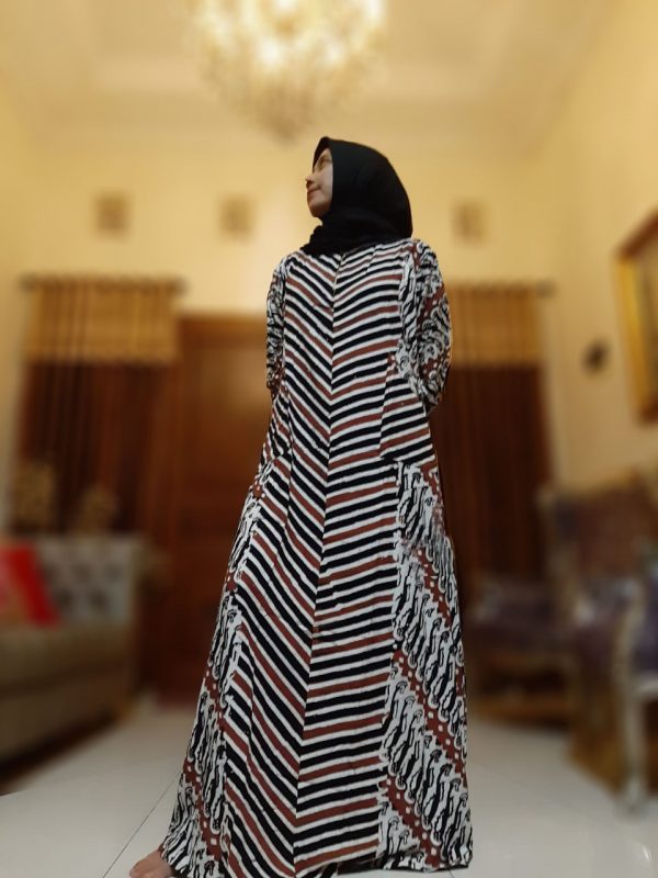 Motif Gamis Terbaru